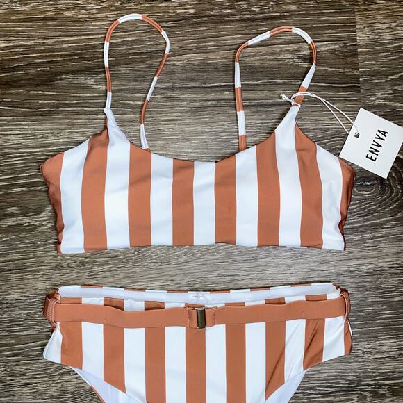 New XS Fashion Nova Vacation Stripes‎ 2 Piece Bikini Tan Rust Hi Cut Swim Set - Picture 4 of 5